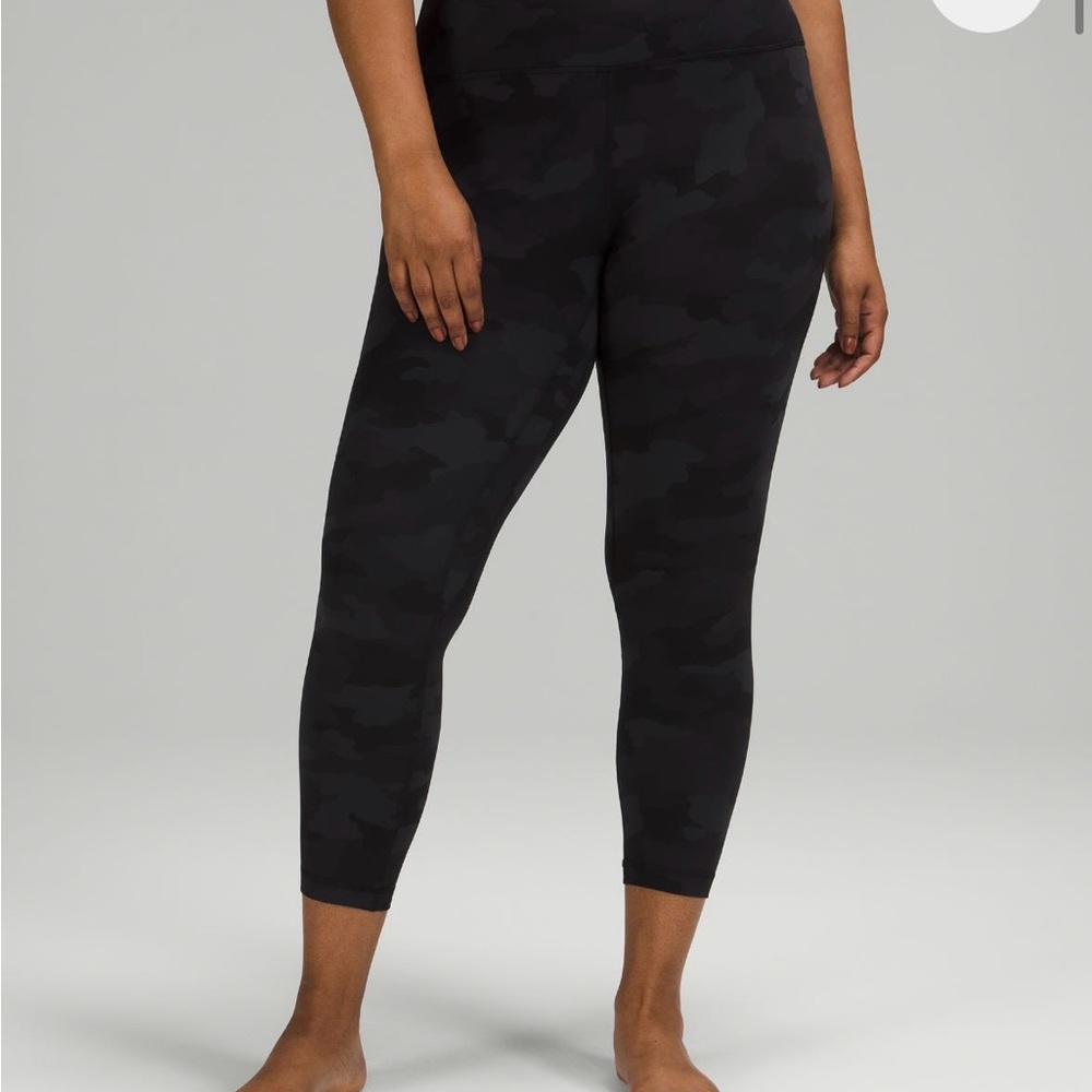 Lululemon Athletica Black Camo Align Pants 25”